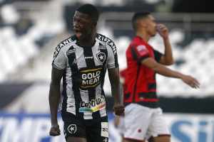 Flu se irrita e desiste de Matheus Babi, que irá para o Athletico-PR
