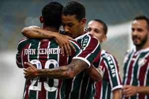 Feliz em voltar a marcar, John Kennedy comemora nas redes sociais