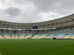 Gestão do Maracanã estuda troca de gramado para 2022