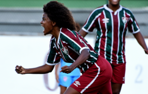 Meia-atacante tricolor fala sobre estreia no Estadual Feminino Adulto