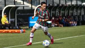 Gabriel Teixeira valoriza sequência e firmação como titular do Fluminense