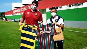 Flu recebe seleção equatoriana no CT Carlos Castilho e diz: “Um prazer e uma honra”