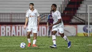 Fluminense só libera Luccas Claro por proposta “estratosférica”