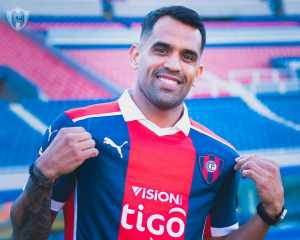 Adversário do Flu na Liberta, Cerro fecha com mais um reforço
