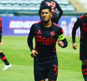 Por Nonato, Roger Machado rejeitou volante da seleção peruana