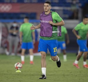 Fluminense deseja sorte a Nino na Olimpíada