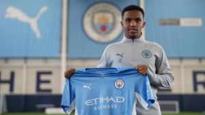 Kayky chega ao City e diz estar realizando sonho: “Muito feliz e honrado”