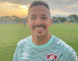 Nino, Yago, Martinelli, Muriel… Atletas do Flu aderem ao visual de Fred