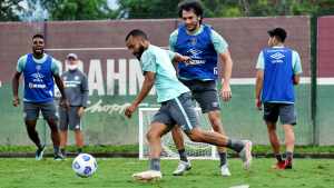 Plantão médico: Fluminense segue não informando sobre lesão de Matheus Ferraz em seu Press Kit