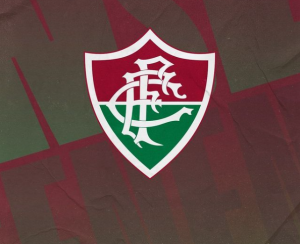 Atletas do Futebol Feminino do Flu visitam a Sala de Troféus