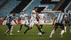 Com quatro gols nos últimos nove jogos, Flu busca regularidade no ataque