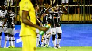 Jhon Arias se torna 1º gringo a marcar primeiro gol do Flu na temporada neste século