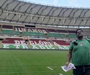 Em homenagem póstuma, cinzas de Balu são jogadas no gramado das Laranjeiras
