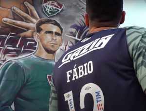 Fábio se inspira no passado para manter tradição de grandes goleiros do Flu: “Isso me motiva”