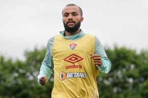 Samuel Xavier comenta cobrança da torcida e diz: “Entendemos a indignação”