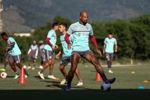 Felipe Melo avalia pré-temporada e quer vitória na estreia para coroar trabalho