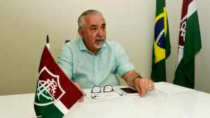 Dirigente tricolor reafirma necessidade em vender ao menos um atleta nessa janela