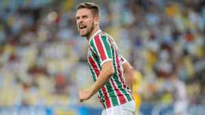 Sport apresenta lateral que teve passagem recente pelo Fluminense