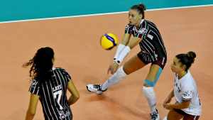 Fluminense volta a vencer pela Superliga feminina de vôlei