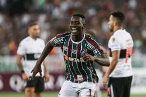 Relação conturbada entre empresários de Luiz Henrique dificulta interesse dos clubes; Entenda