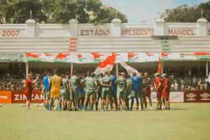 Por conta de operações, Fluminense estuda mudar local de treinos para o restante da semana