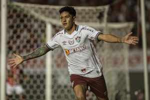 Diniz aprova todo o time, mas reserva elogios especiais a Cano e Fred