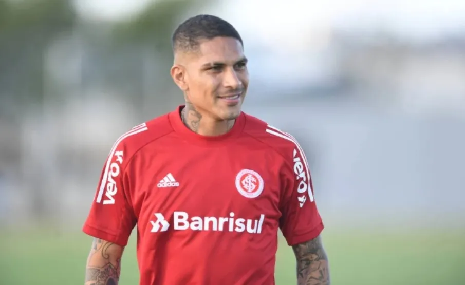 Oferecido ao Fluminense, Guerrero teve números discretos na última temporada