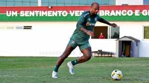 Repórter explica motivos para ausências de Cris Silva e Felipe Melo contra o América-MG