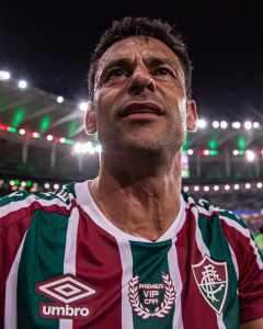 “Um dos maiores atacantes que tivemos no futebol brasileiro”, diz Romário sobre Fred