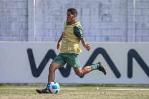 Após período emprestado ao CRB, Gustavo Apis retorna ao Sub-23 do Flu