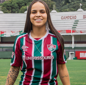 Vídeo – Leticia volta ao Fluminense: “É minha casa, me abriu portas”