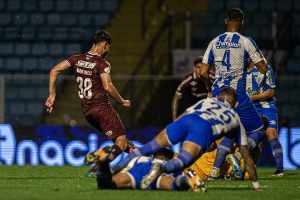 Assista aos melhores momentos de Avaí 0 x 3 Fluminense