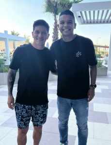 Acostumado a jogar, Cano conta como é a sensação de ser torcedor nos jogos