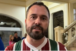 Mário Bittencourt é mais um candidato a efetuar o voto na eleição no Fluminense