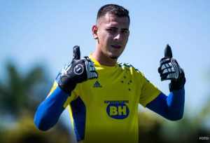 Fluminense fecha contratação de goleiro, crava jornalista