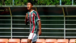 Trio do profissional reforçará Sub-17 e Sub-20 do Fluminense neste sábado