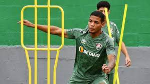 Atacante do sub-23 que teve contrato renovado com o Flu se recupera de cirurgia