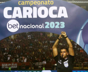 FERJ anuncia mudança para protocolo do VAR no Campeonato Carioca