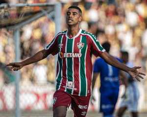 De saída? Alan recebe proposta da China e não deve mais atuar pelo Fluminense