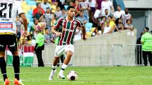 Alexsander desperta interesse do futebol português