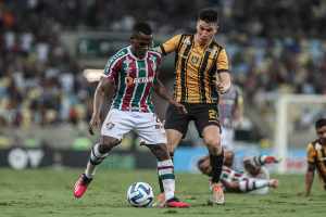 Jhon Arias pode atingir marca expressiva com a camisa do Fluminense neste sábado