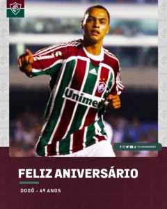 Aniversariante do dia, ex-atacante Dodô é parabenizado pelo Fluminense