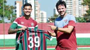 Bruno Guimarães faz agradecimento ao Fluminense e Fernando Diniz