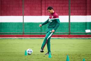 Ganso aposta na criatividade para Fluminense superar o Flamengo