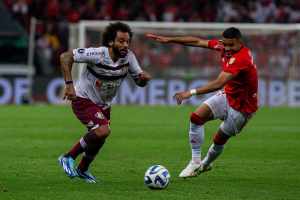 Marcelo elogia estratégia de técnico do Fluminense: “Tudo é culpa do Diniz”