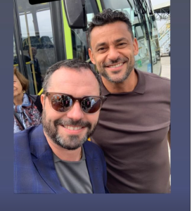 Fred e vice geral do Fluminense acompanham Mário em viagem ao Paraguai