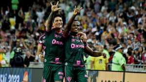 Arias supera Conca e Thiago Neves em número de assistências para um mesmo jogador no Flu