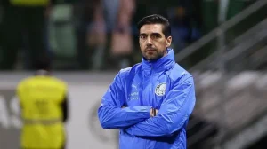 Técnico do Palmeiras fica preocupado com gramado do MetLife Stadium, palco de dois jogos do Fluminense