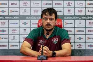 “Não fizemos experiência para o Fla-Flu”, garante Diniz sobre jogo com o Inter