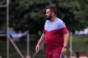 Após deixar o sub-20 do Fluminense, técnico tem destino definido